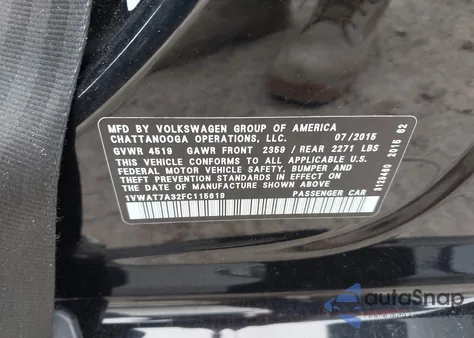 2015 Volkswagen Passat S z USA, uszkodzony, nr VIN 1VWAT7A32FC115619